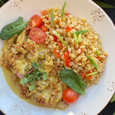 Индейка Карри с булгуром в Корица по цене 785 ₽