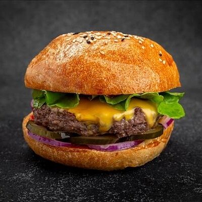 Чизбургер в BurgerSpot по цене 695 ₽