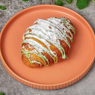 Круассан с фисташкой в CHO-KAVO по цене 110 ₽