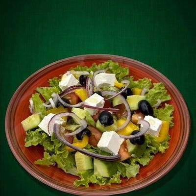 Салат Греческий в Дача по цене 420 ₽