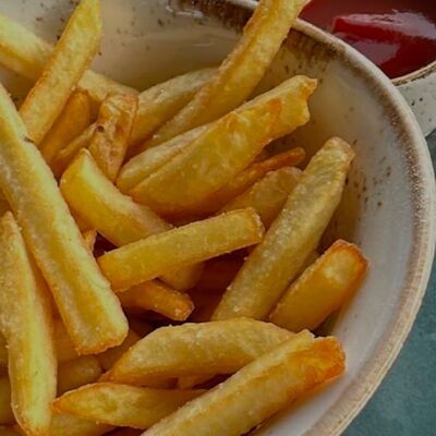 Картофель фри в GurManBox по цене 150 ₽