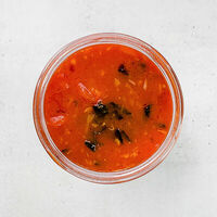 Томаты с базиликом в Butler