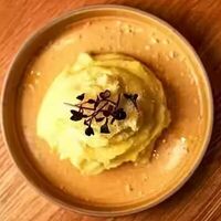 Картофельное пюре с пармезаном и трюфельным маслом в Bella Strada