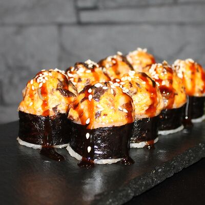 Запеченный острый с угрем в Суши Пати по цене 580 ₽