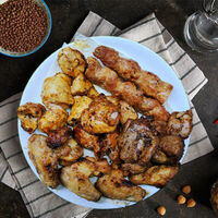 Ассорти шашлыков из мяса в Огни Города