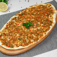 Лахмаджун с бараниной в Симит Хауз