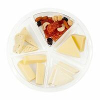 Сырная тарелка с коровьим сыром в Азбука Вкуса Экспресс Меню