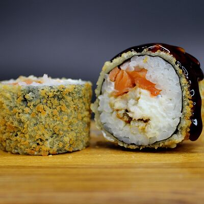 Угорь темпура в ДА, СУШИ по цене 589 ₽