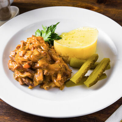 Бефстроганов из говядины в Кафе RSC по цене 250 ₽