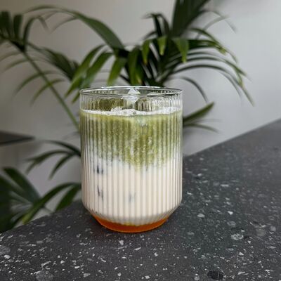 Маття манго-кокос в Grey coffee по цене 350 ₽