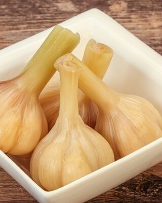 Чеснок маринованный в Ламазо Грузинская Кухня по цене 420 ₽