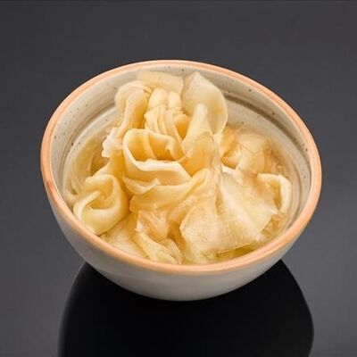 Имбирь маринованный в Bluefin по цене 100 ₽