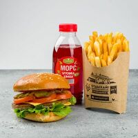 Комбо с Магбургером, картошкой и морсом в Магбургер & Братья Караваевы