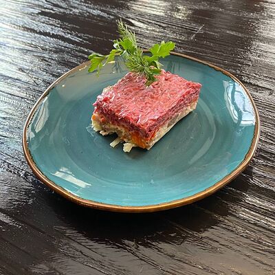 Сельдь под шубой в Длинный нос по цене 195 ₽