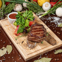 Стейк Филе-миньон в Британника