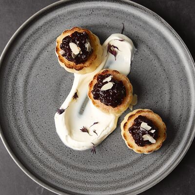 Сырники в Энотека БарДо по цене 550 ₽