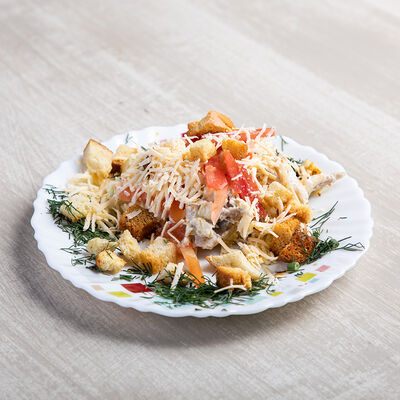 Салат Цезарь в Русский чай по цене 210 ₽