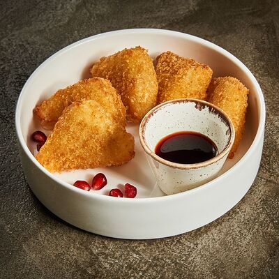 Сулугуни жареный в Гранат по цене 540 ₽