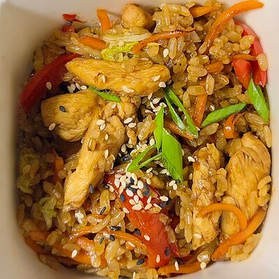 Вок Рис с курицей в Кимура Суши & Поке по цене 510 ₽