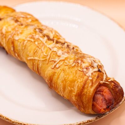 Сосиска по-французски в Диалог по цене 249 ₽