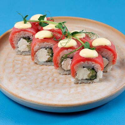 Филадельфия с тунцомв Дарк лава по цене 735 ₽