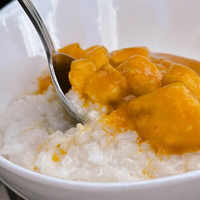 Каша рисовая по-тайски в ХВОСТ по цене 360 ₽