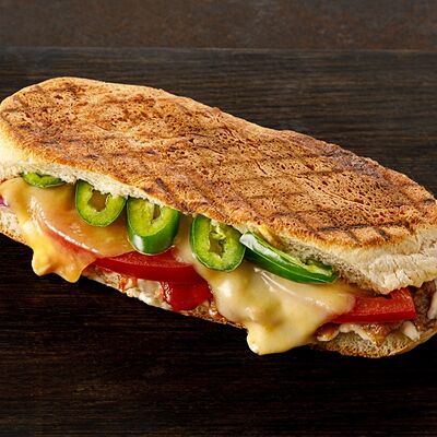 Мировой вкус в хрустящей булочке с сыром в Мировой Вкус по цене 255 ₽