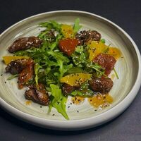 Салат с куриной печенью и руколой Непоправимая польза в Бугель