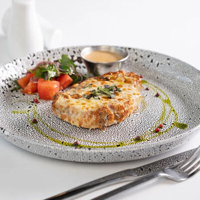 Корейка свиная с моцареллой и салат из томат в Союз-центр по цене 778 ₽