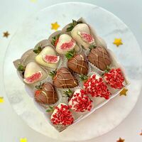 Клубника в шоколаде Joy в MCakes - торты и десерты
