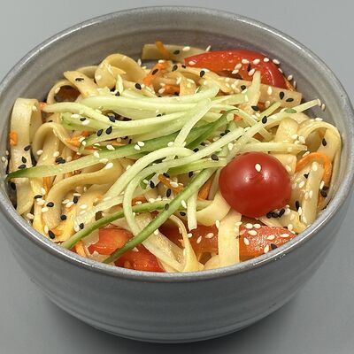 Wok Веган в Avokado sushibar по цене 375 ₽