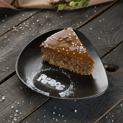 Чизкейк Соленая карамель в Tucano Coffee Ecuador по цене 300 ₽