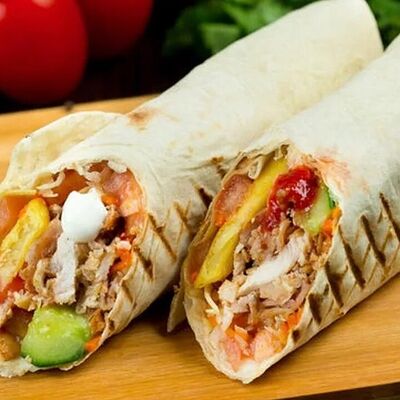 Шаурма с картошкой фри в ШАУРМА КАФЕ ТАНДЫР 24 по цене 431 ₽