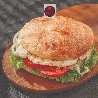 Бургер с куриным филе в YGOSLAVIA GRILL по цене 590 ₽