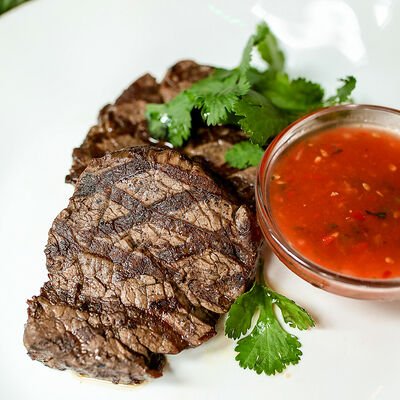 Медальоны филе-миньон в Сыроварня по цене 1840