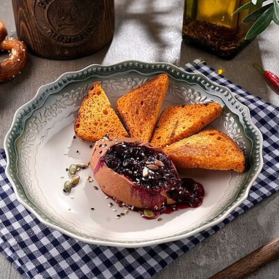 Паштет из куриной печени в Paulaner по цене 590 ₽