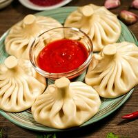 С баранинойв Аджапури