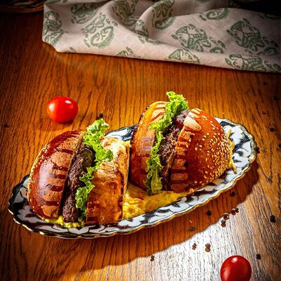 Чикенбургер в сырном соусе в Afsona по цене 3190 ₸