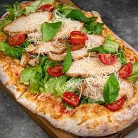 Пинца с куриной грудкой в Diamonds