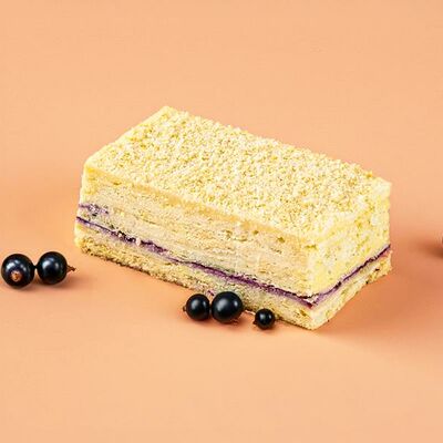 Наполеон с черной смородиной в ЛюдиЛюбят по цене 129 ₽