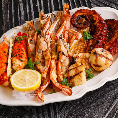 Плато из морепродуктов в Ginza по цене 19900 ₽