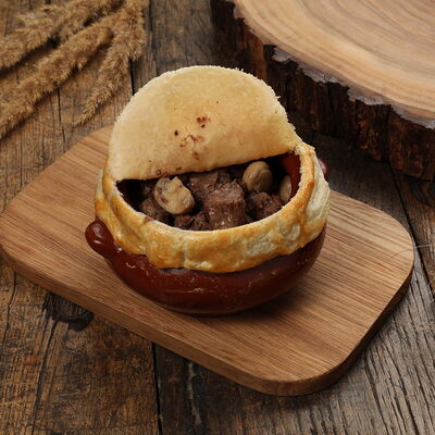 Жаркое из говядины в Ресторан Шинок по цене 1390 ₽