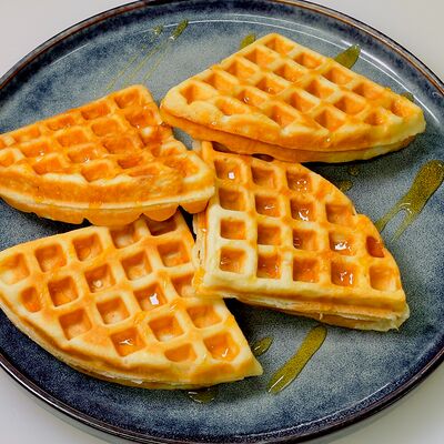 Бельгийские вафли в Wok & Roll по цене 340 ₽