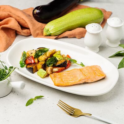 Стейк из лосося с овощами в АндерСон по цене 1820 ₽