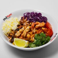 Том ям Wok в PhoYum