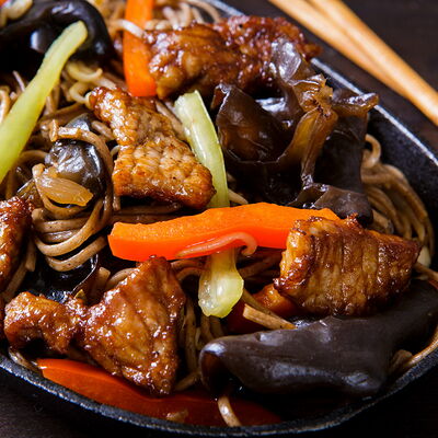 Гречневая лапша с говядиной в Чайна Тун по цене 295