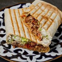 Чизбургер шаурма в Doner & Grill Шашлык шаурма