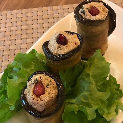 Баклажаны фаршированные в Хочу & Пури по цене 430 ₽