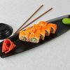 Калифорния с угрем в SUSHI XL по цене 659