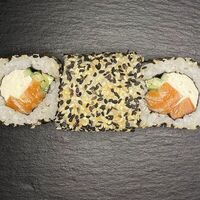 Оригами с лососем в Sushi рай